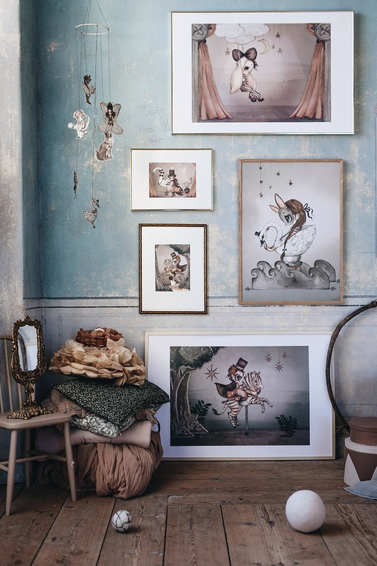 Mrs Mighettos nye kollektion af børneplakater My Tiny Theater 🎭