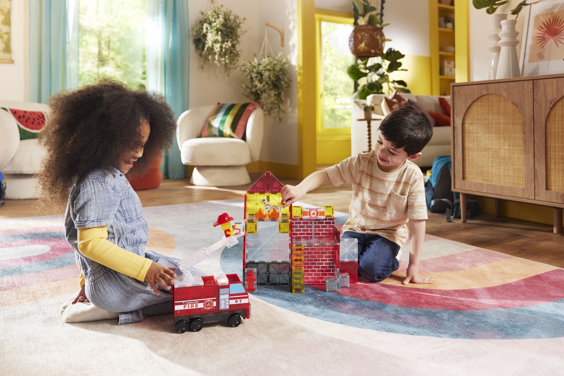 Magna-Tiles Magnetisk Legetøj - Fire Station 50 dele