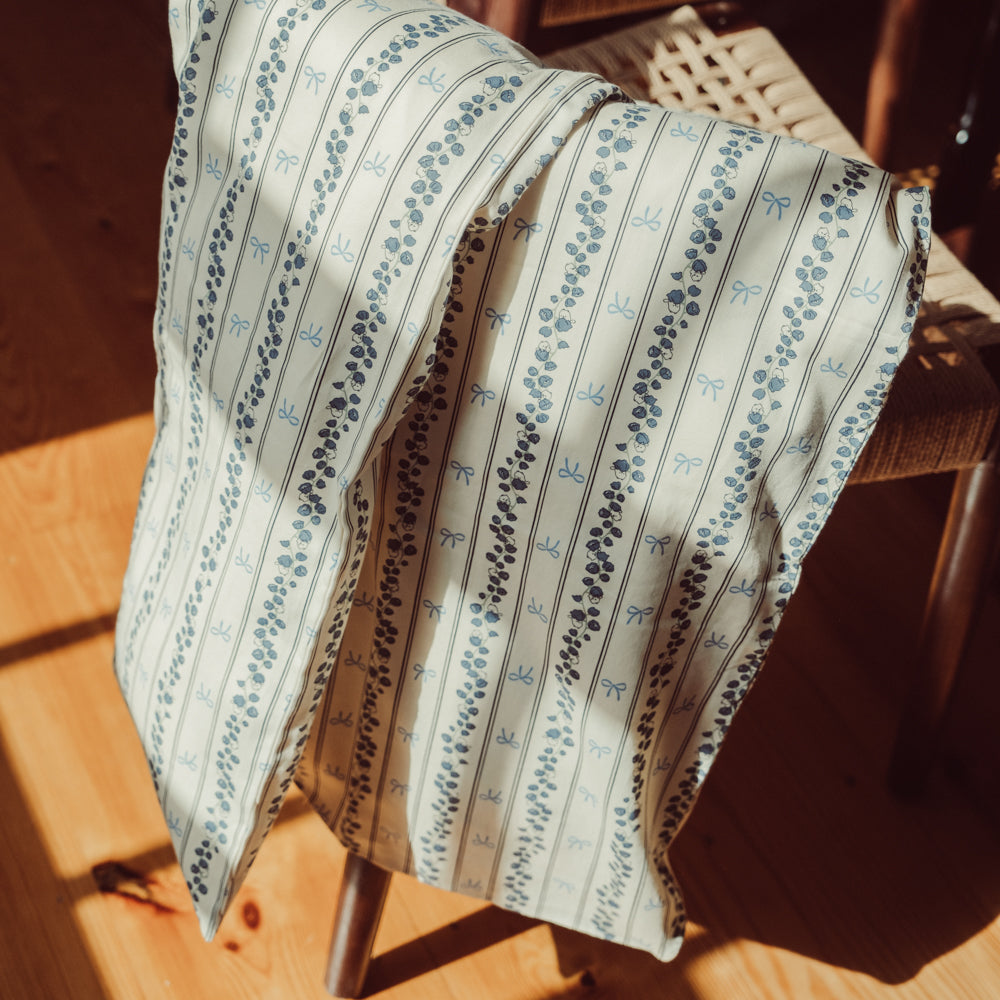 That´s Mine Levi Sengetøj Junior - Bell flower