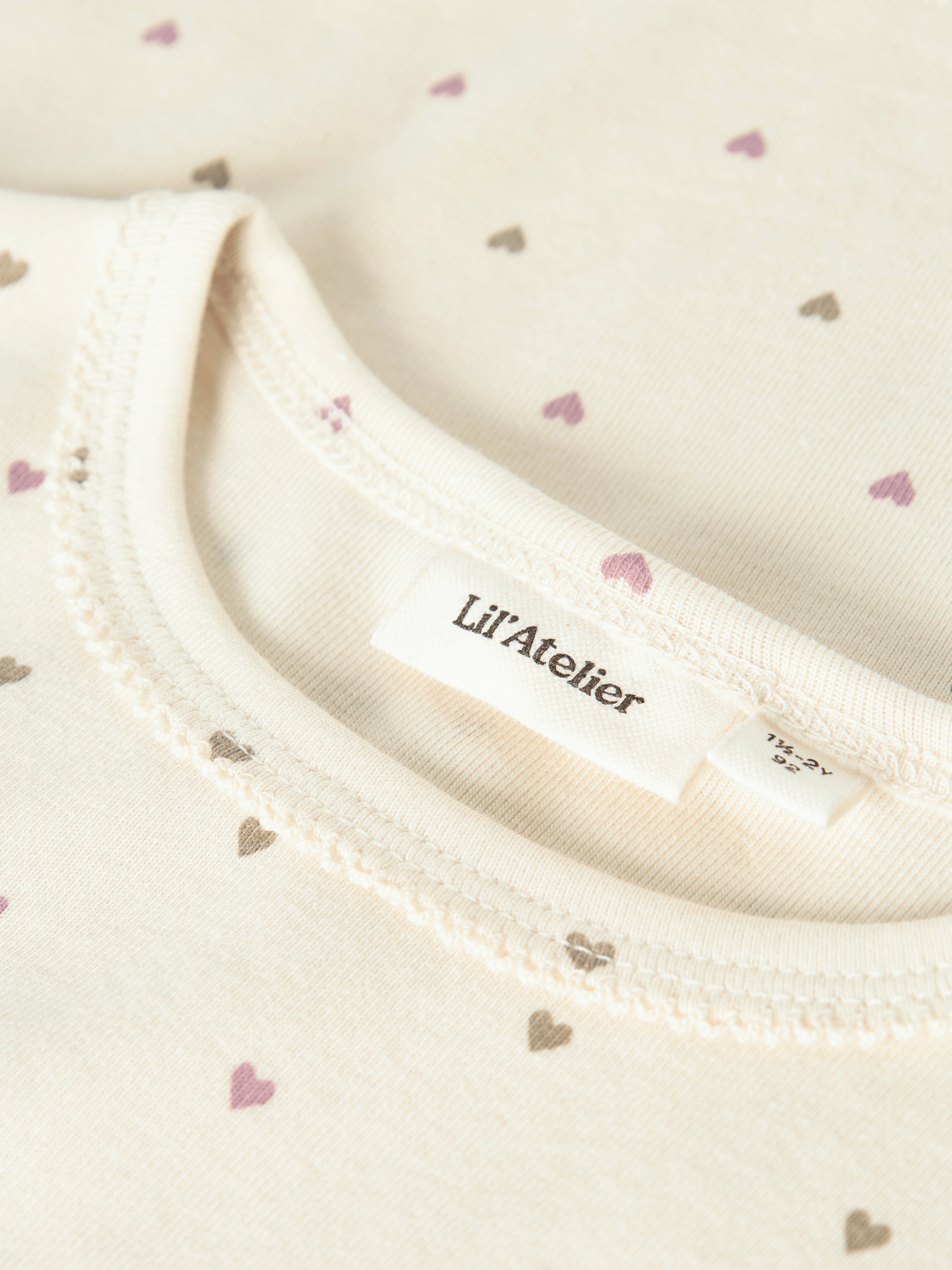 Lil Atelier Lalo Tig LS Slim Top - Turtledove/Heart