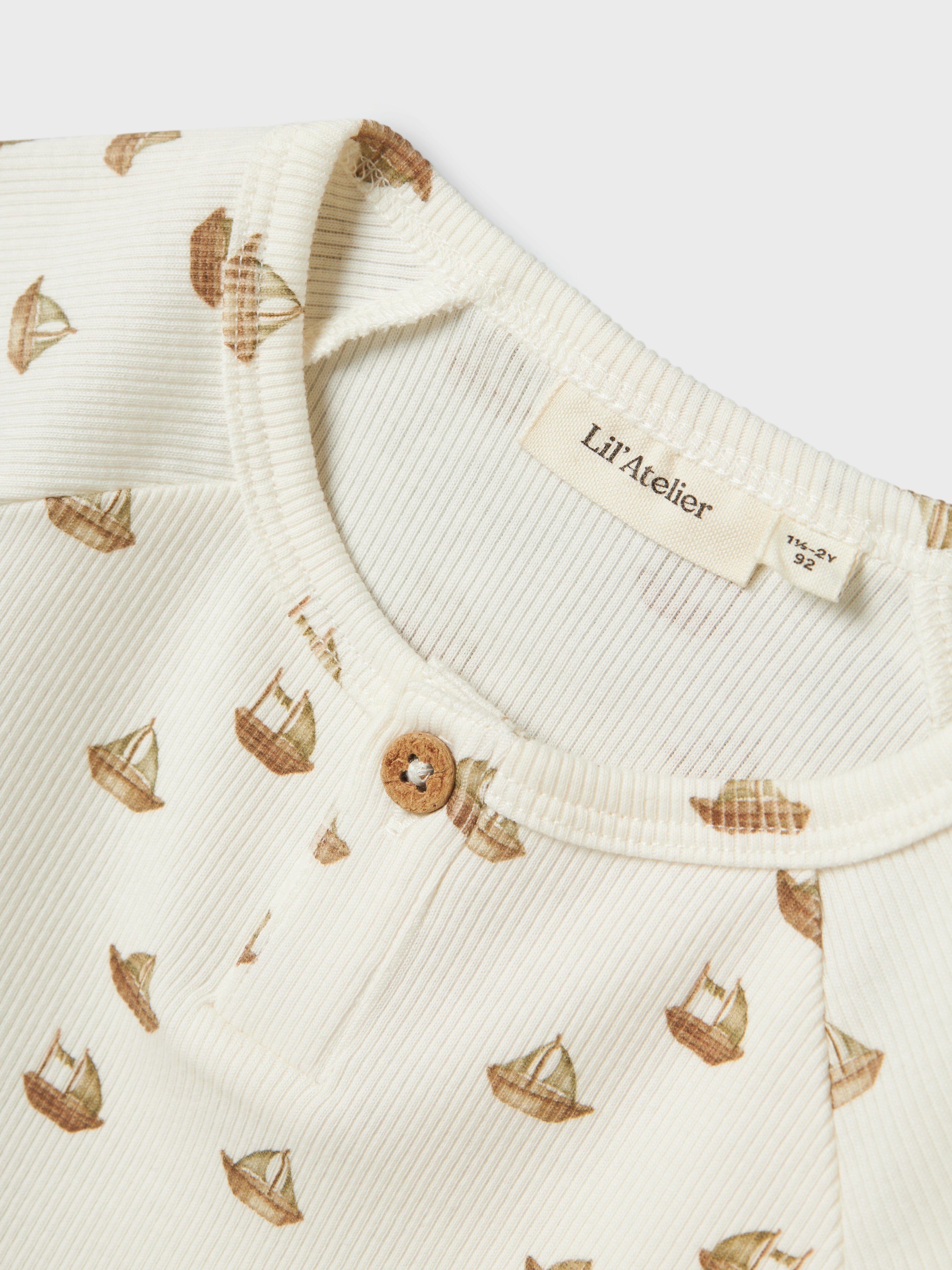 Lil Atelier Lavo Eni SS Top - Coconut Milk/Boat