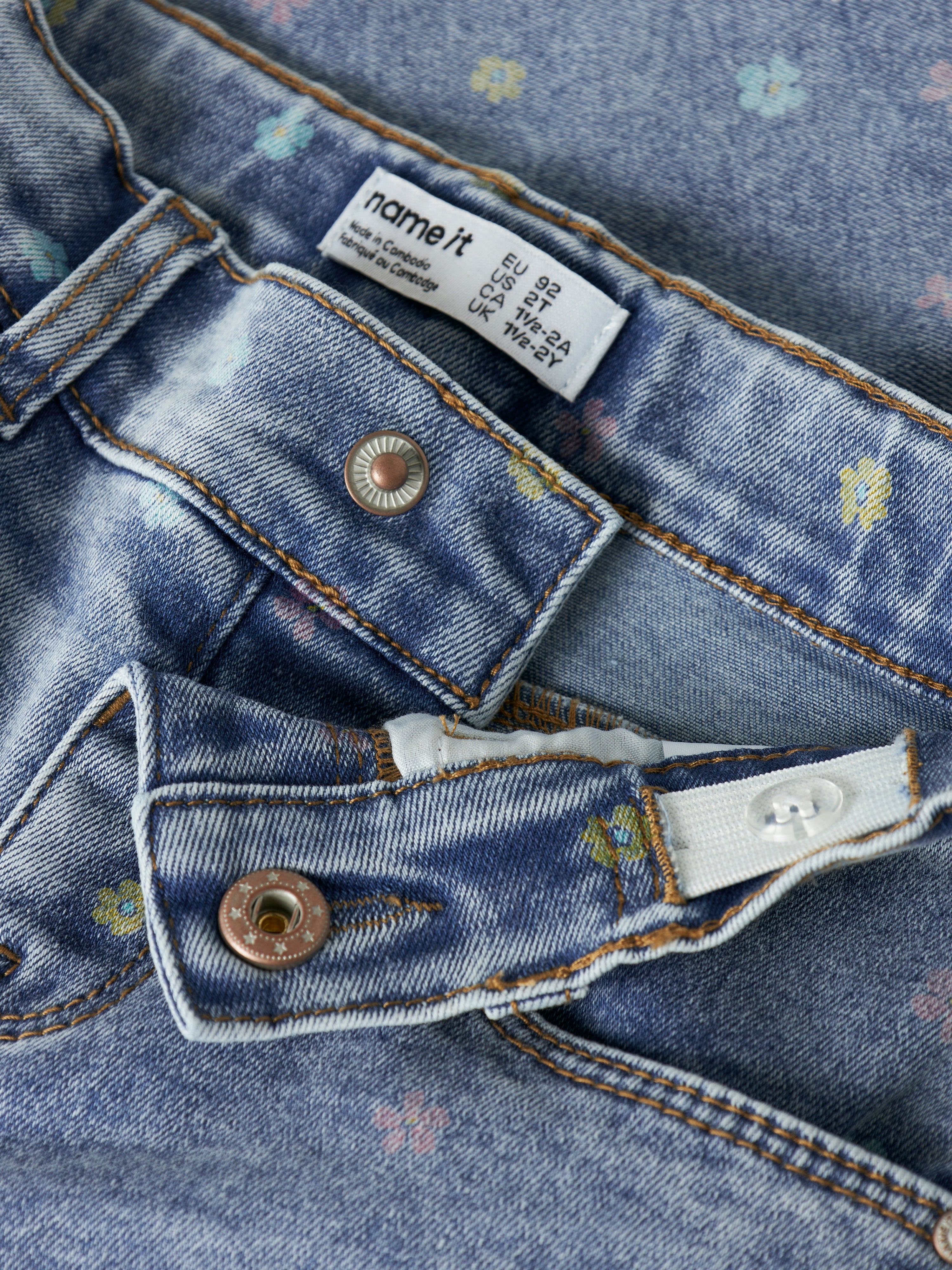 Name It Bella Mom Shaped Jeans NOOS - Medium Blue Denim/Flower