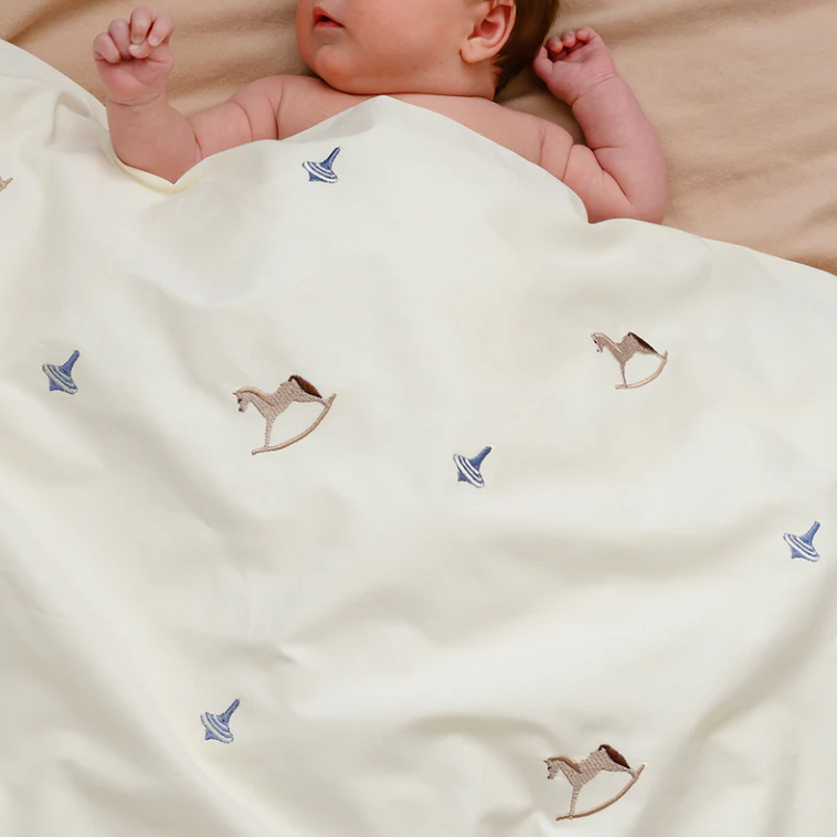 Cam Cam Copenhagen Broderet Baby Sengetøj - Vintage Toys