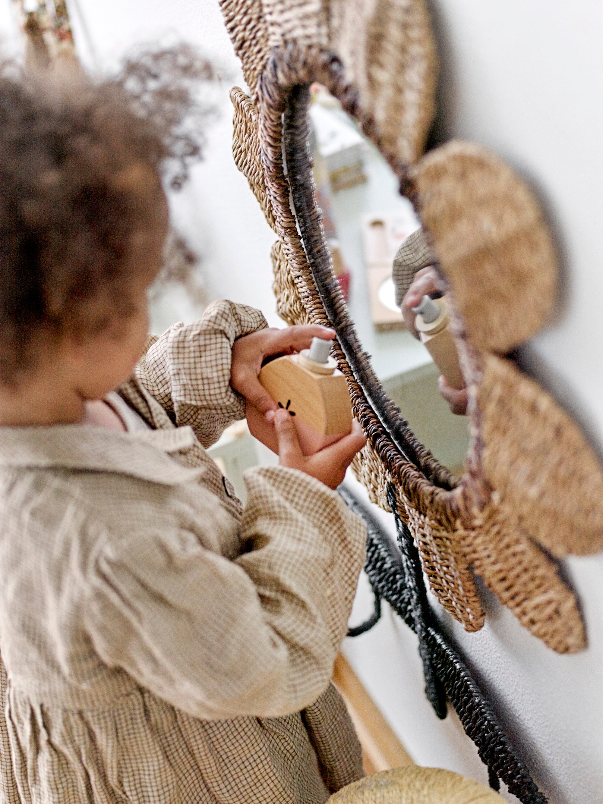 Bloomingville Daisy Make-up i Træ - Rosa