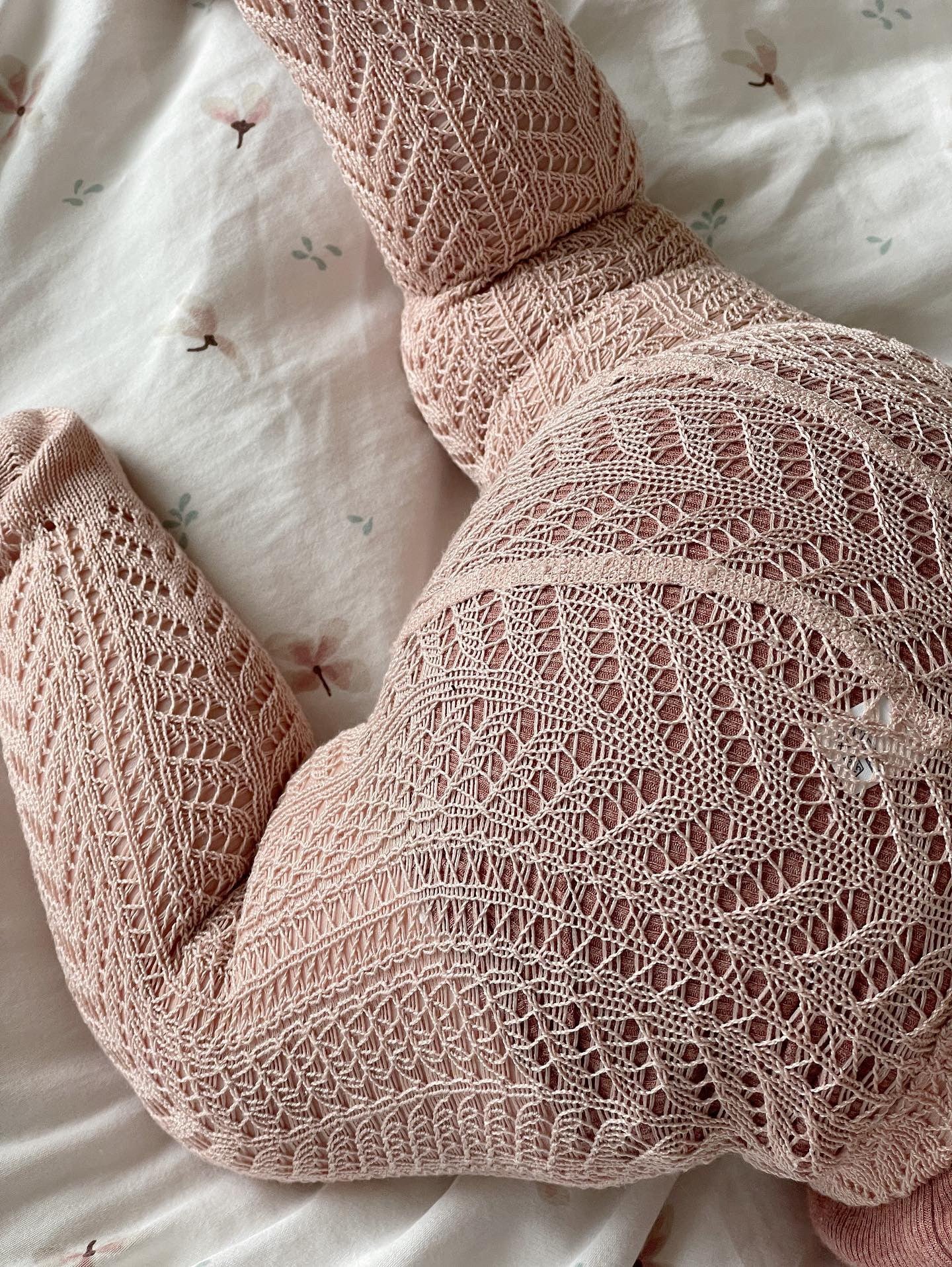 Condor Strømpebukser med All Over Hulmønster - Old Rose