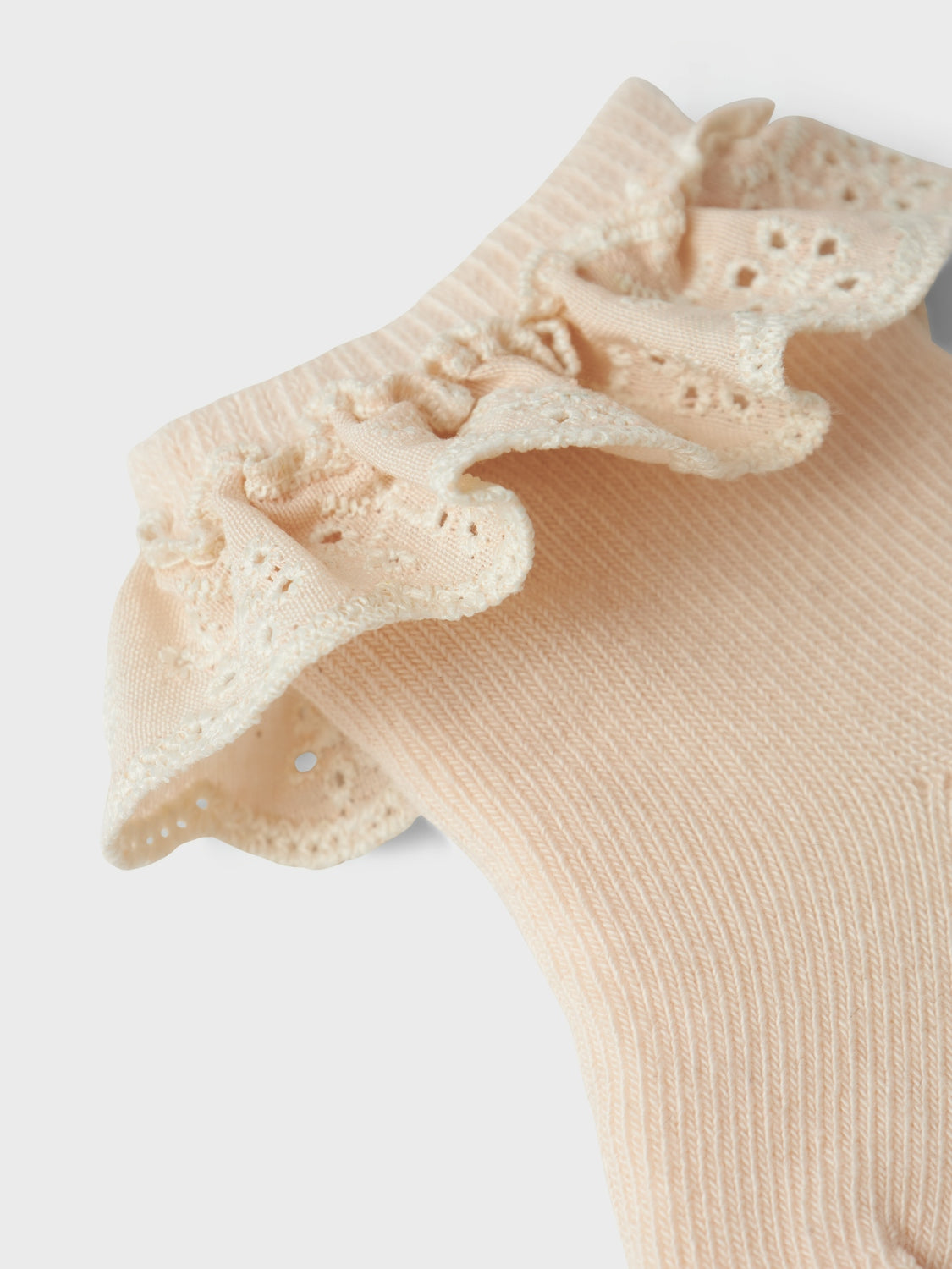 Lil Atelier - Dertrud Baby Ankelstrømpe med Blondekant - Shell