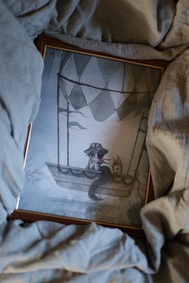 Mr Tom & Flyvebåden Plakater 18x24 cm - Mrs. Mighetto