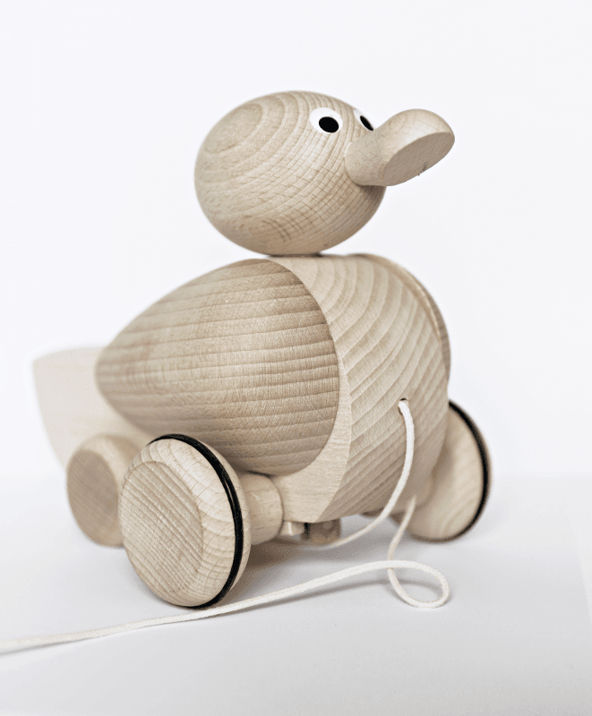 Daffy - trækdyr i træ - Ella & Frederik