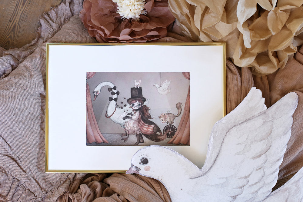 Miss Lucy plakat 18X24 cm - Mrs. Mighetto