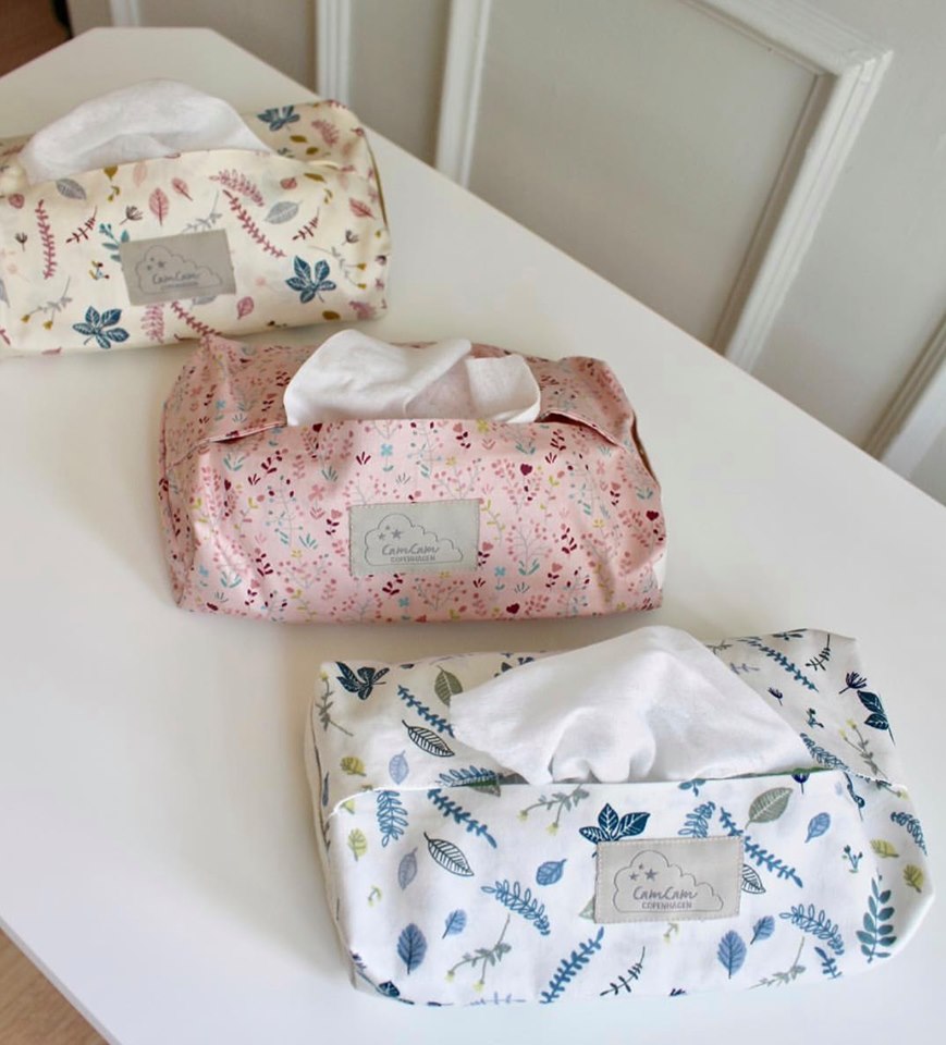 Cover til vådservietter i Pressed Leaves Blue - Cam Cam Copenhagen