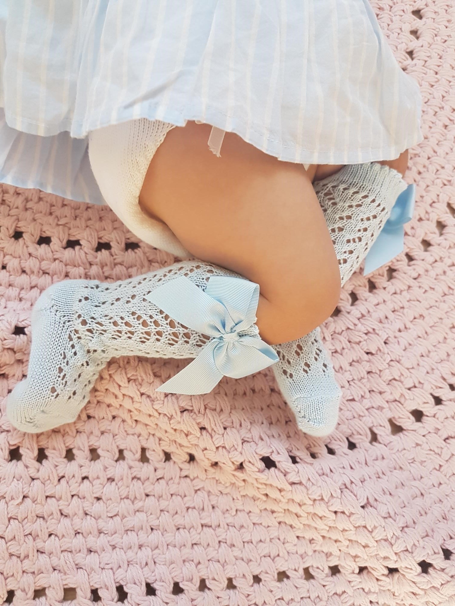 Condor Knæstrømper med Hulmønster & Sløjfe Lyseblå