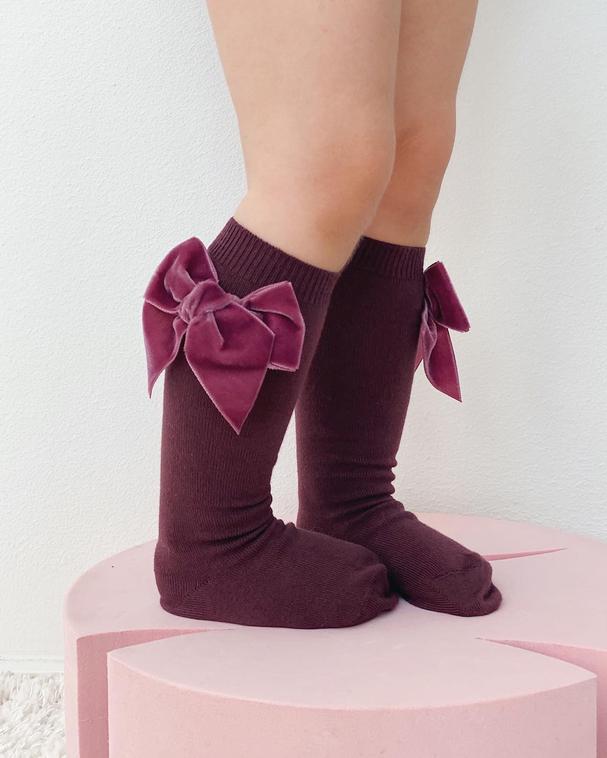 Condor Knæstrømper med Velour Sløjfe Mørk Lilla