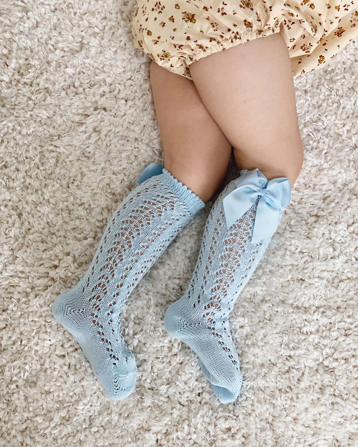 Condor Knæstrømper med Hulmønster & Sløjfe Lyseblå