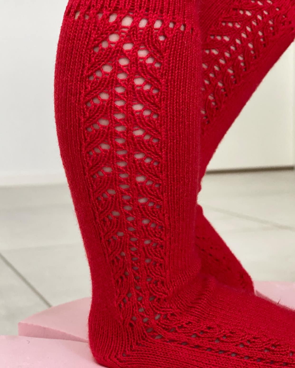 Condor Knæstrømper m/ Hulmønster Røde