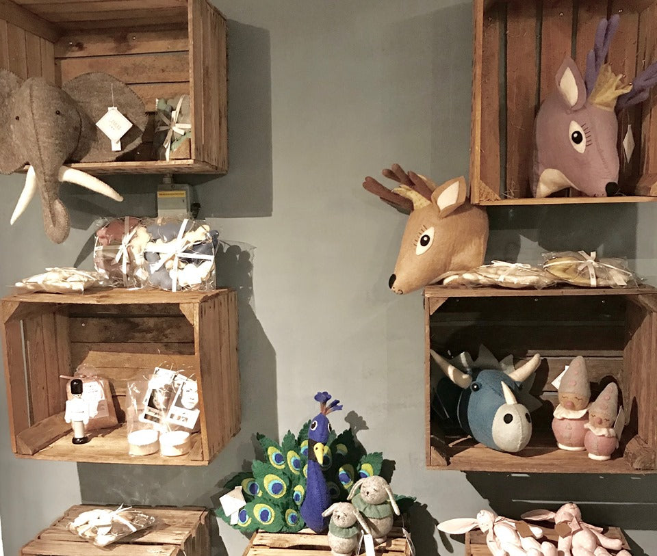 Hjorte Trofæ i Beige - Gamcha