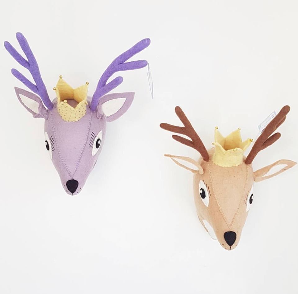 Hjorte Trofæ i Beige - Gamcha