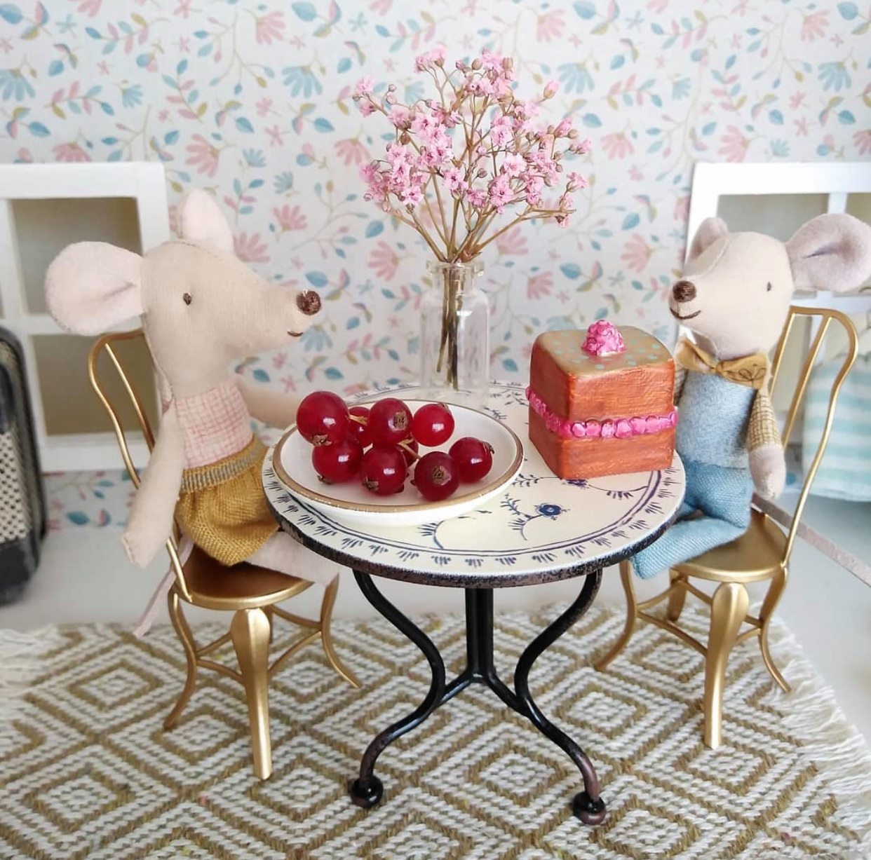 Maileg Kanin / Rabbit med Vest, Micro