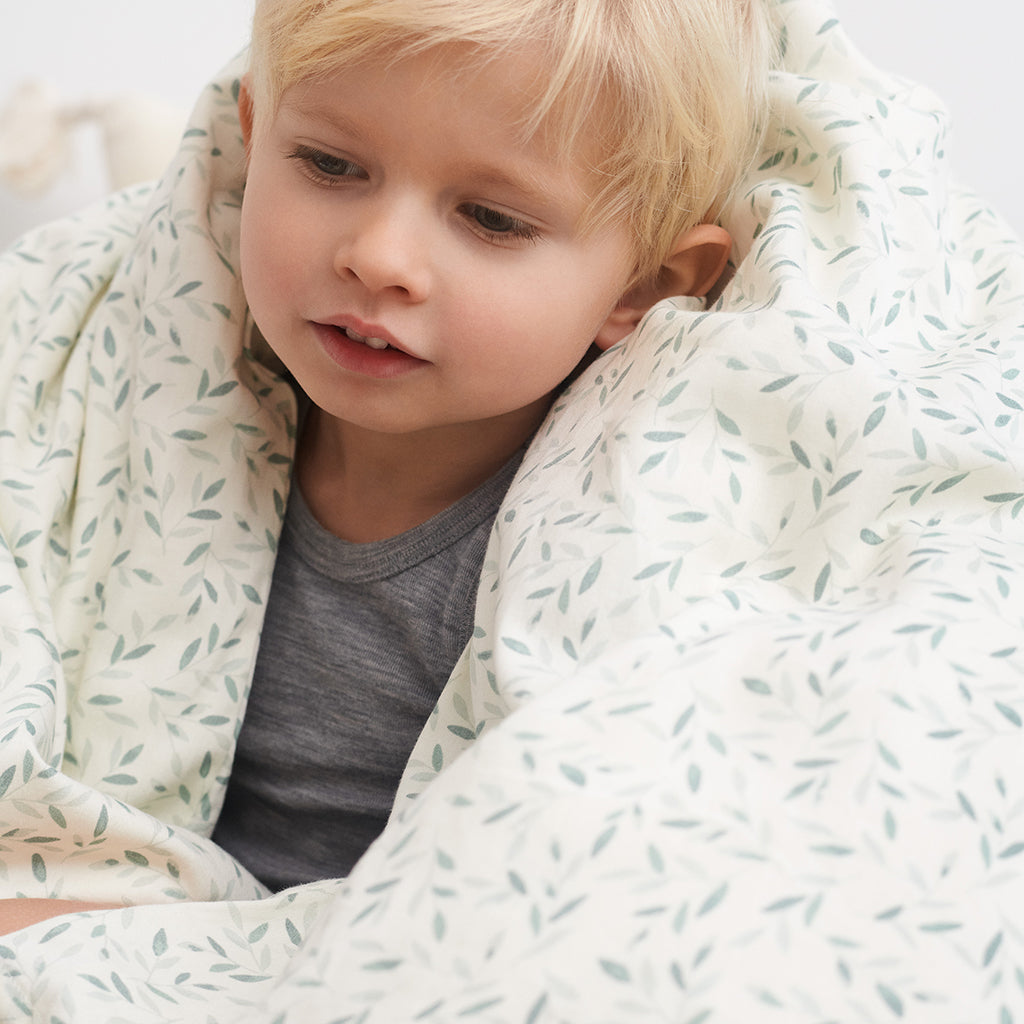 Cam Cam Copenhagen Junior Sengetøj - Green Leaves