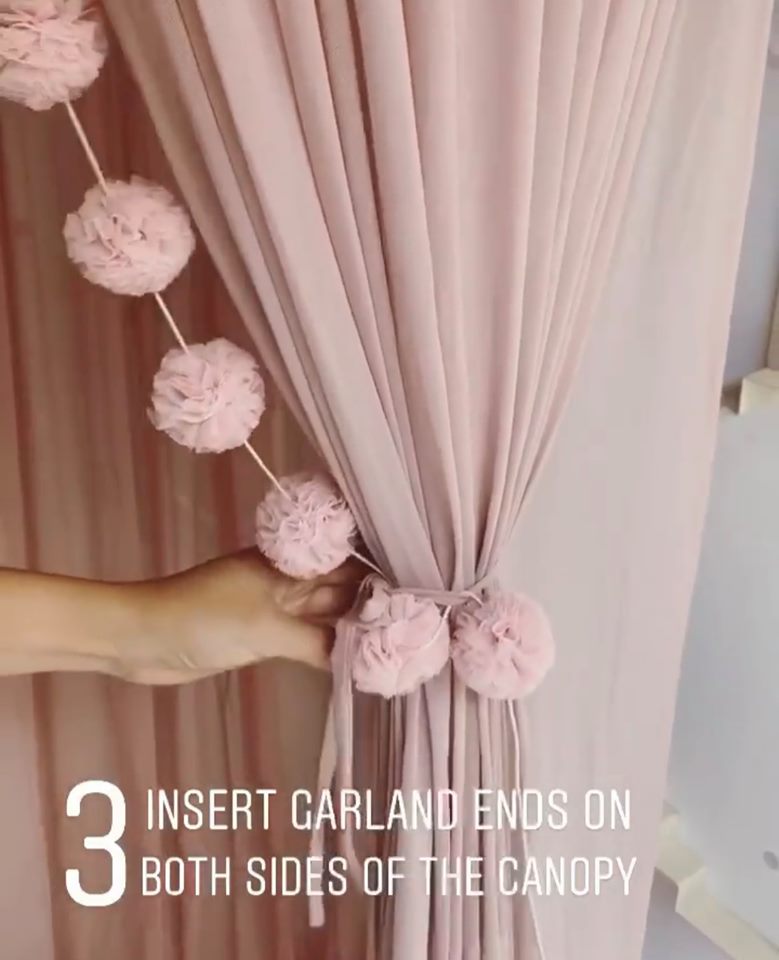 Spinkie Pom Pom Guirlande Oyster