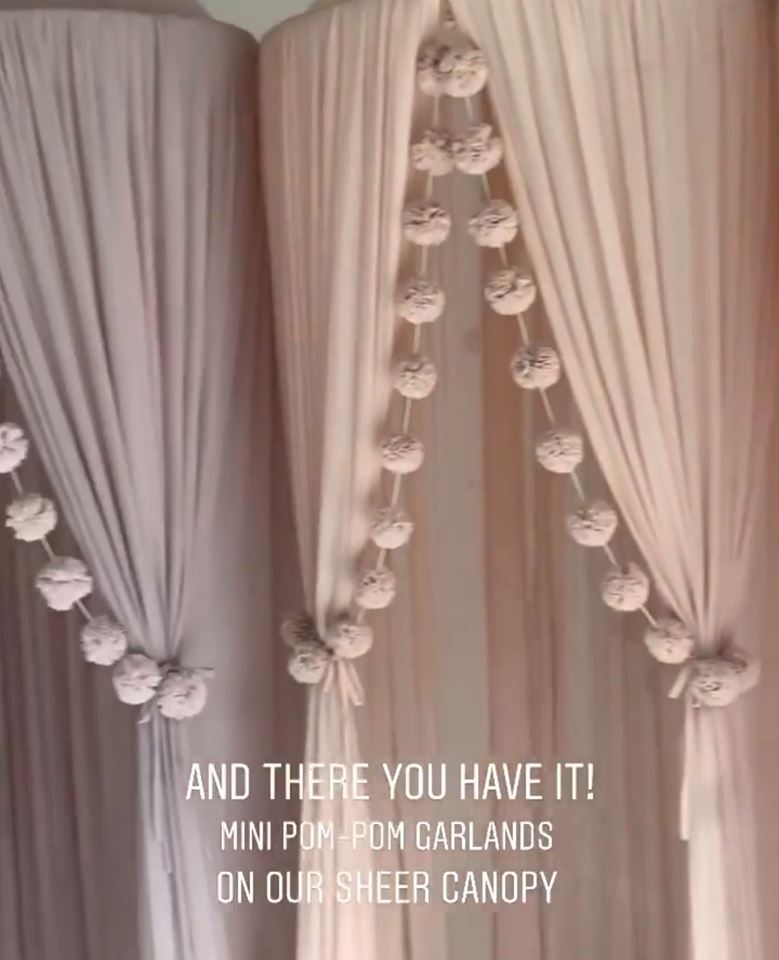 Spinkie Pom Pom Guirlande Oyster