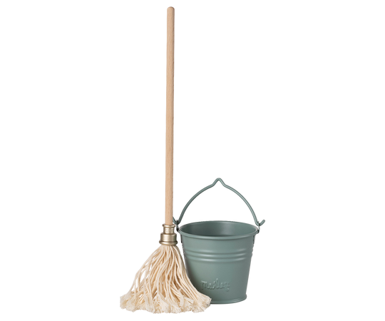 Maileg Spand og Moppe, Miniature – Lyseblå
