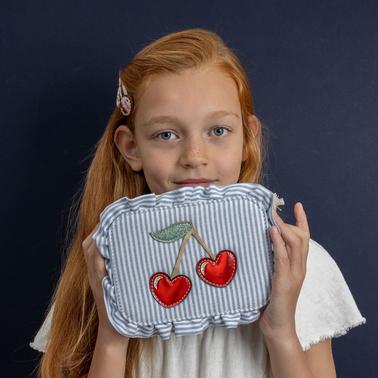 Mimi & Lula Skuldertaske - Striped Cherry Mon Cheri