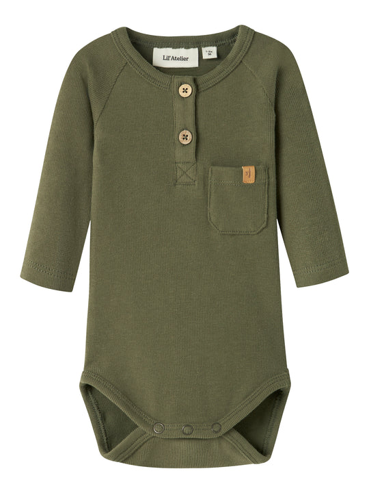 Lil Atelier Luno - LS Slim Body - Winter Moss