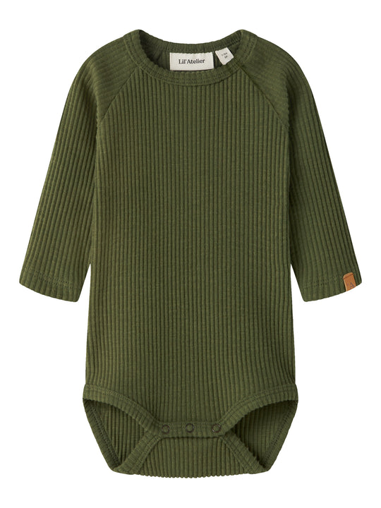 Lil Atelier Rajo - Meb LS Slim Body - Cypress