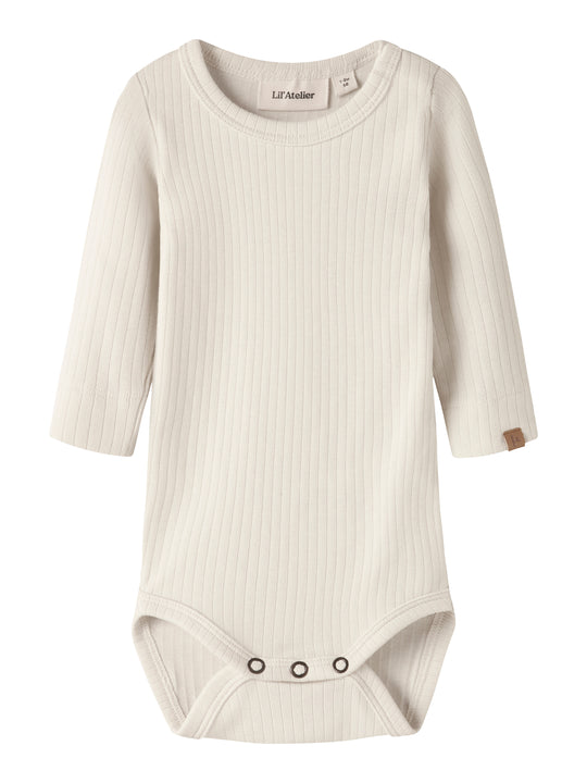 Lil Atelier - Gabo Bib LS Slim Body  - Turtledove