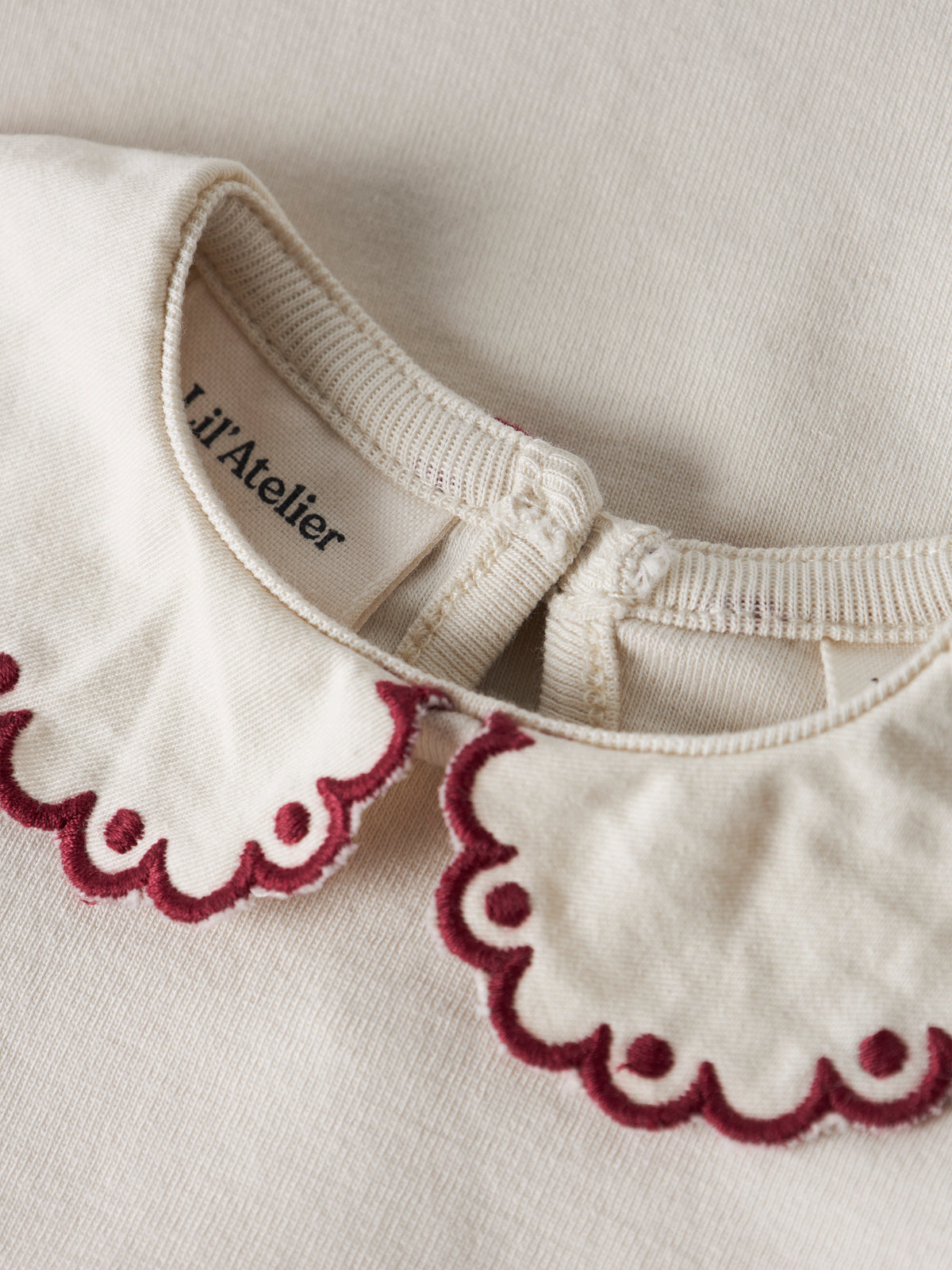 Lil' Atelier Fundo – Lia LS Slim Body - Turtledove / Biking Red