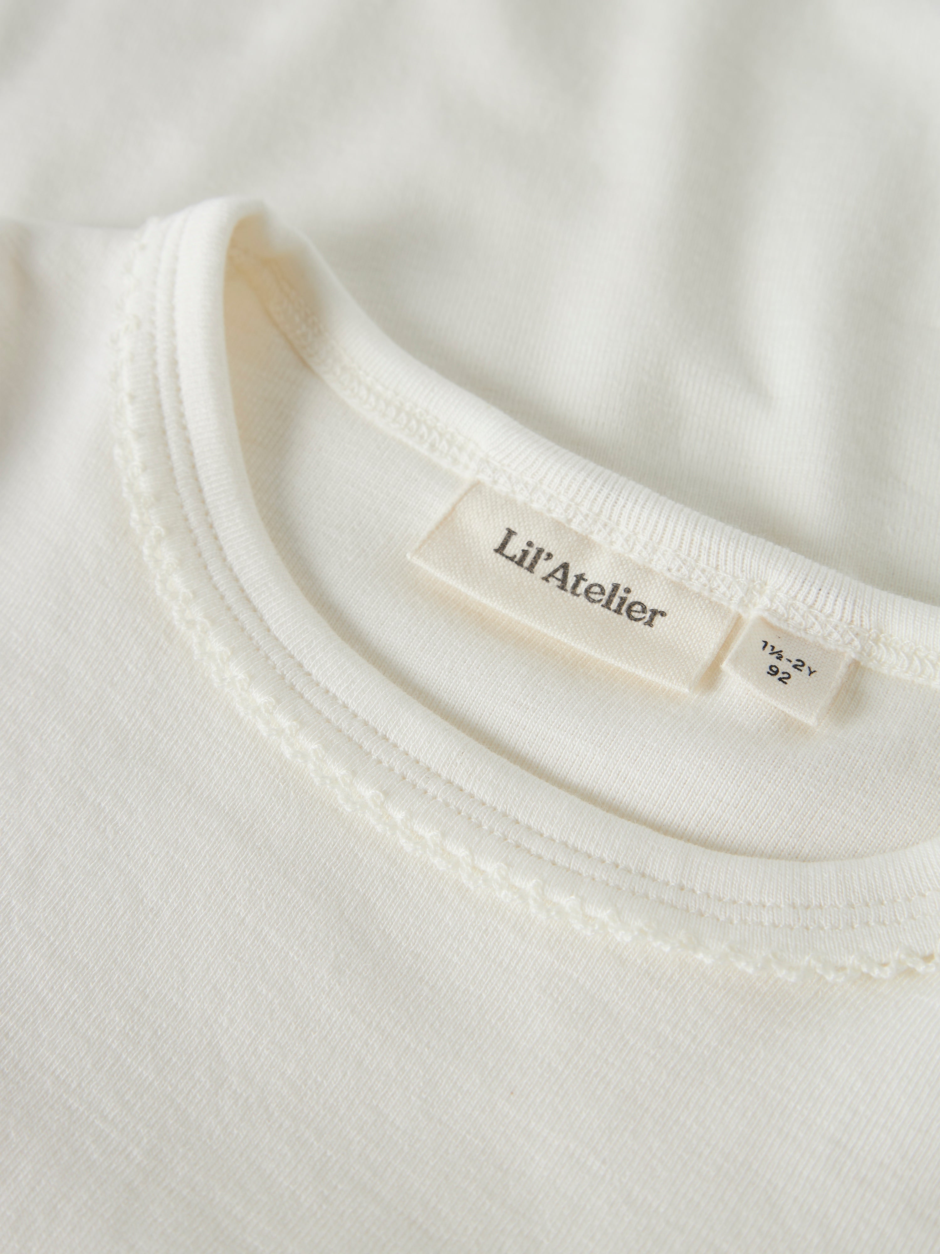 Lil Atelier Gayo - Koj SS Slim Top -  Coconut Milk