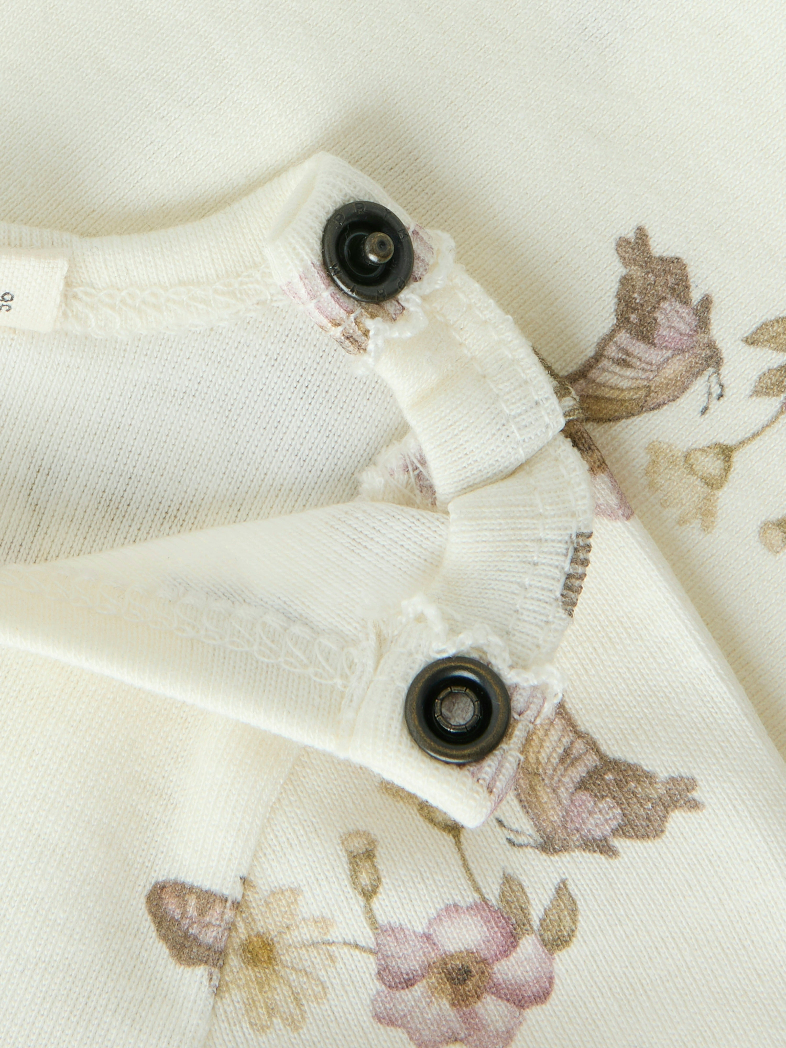 Lil Atelier Layo Sna SS Slim Body - Coconut Milk/Flower