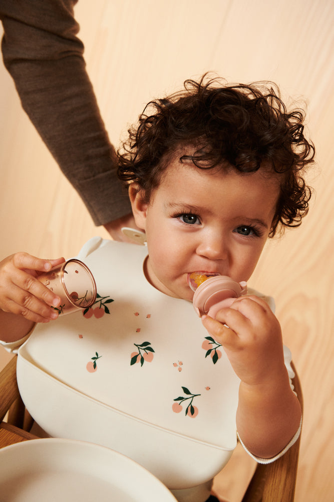 Liewood Miranda Bear Shape Food Feeder - Tuscany rose / Apple blossom