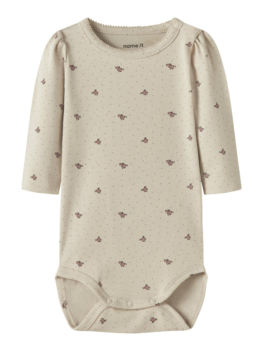 Name It Hitta - Body - Almond Milk