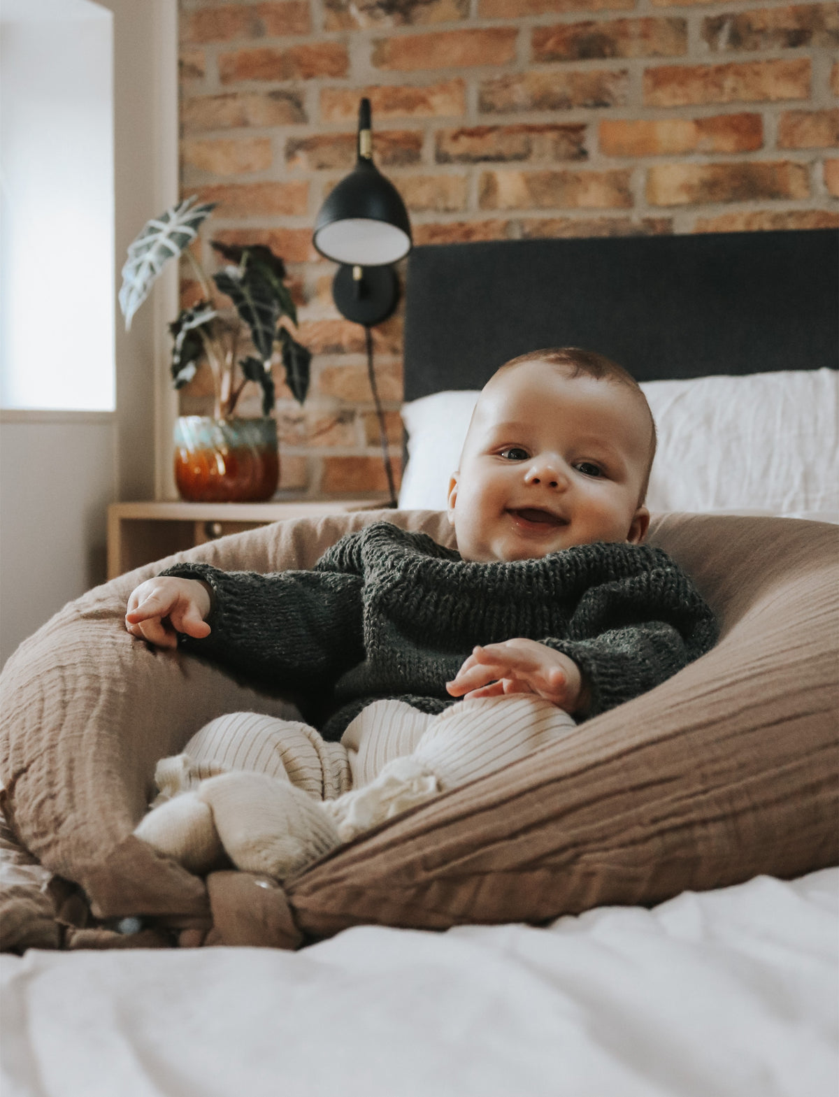 That´s Mine - Nursing Pillow - Brown