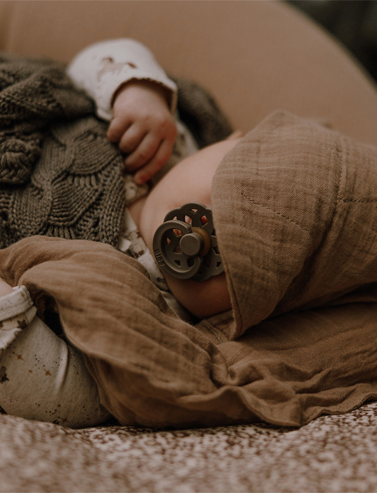 That´s Mine - Nursing Pillow - Brown
