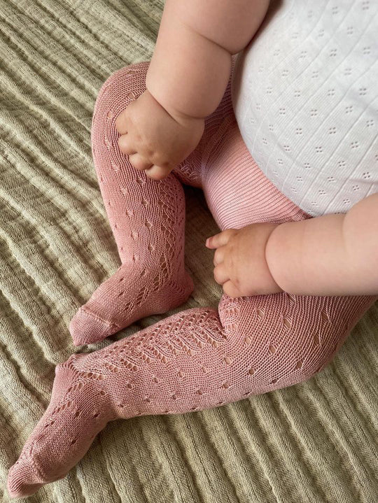 Condor Strømpebukser med prikket hulmønster - Pale Rose