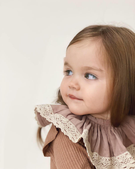 Huttelihut Pyntekrave Rosa